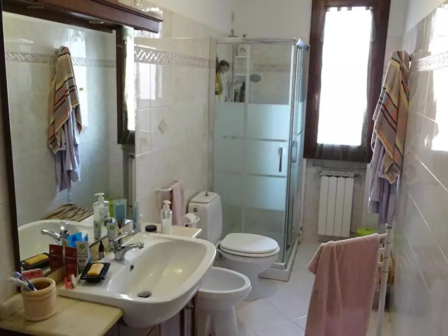 Immagine 11 di Appartamento in vendita  a Prato