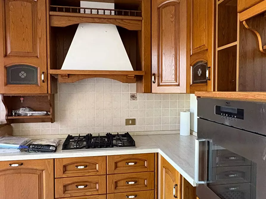 Immagine 4 di Villetta a schiera in vendita  a San Giuliano Terme