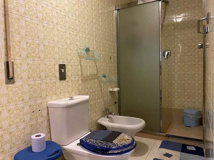 Immagine 12 di Villa in vendita  a Carrara