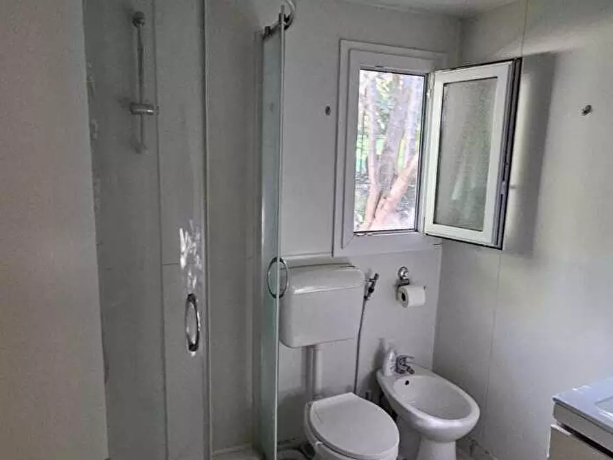Immagine 13 di Bungalow in vendita  a Castelnuovo Magra