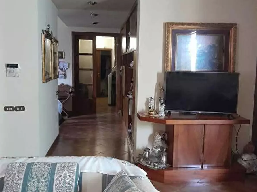 Immagine 15 di Villa in vendita  a Castelfranco Di Sotto