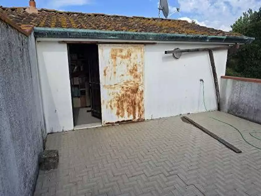 Immagine 28 di Villa in vendita  a Castelfranco Di Sotto