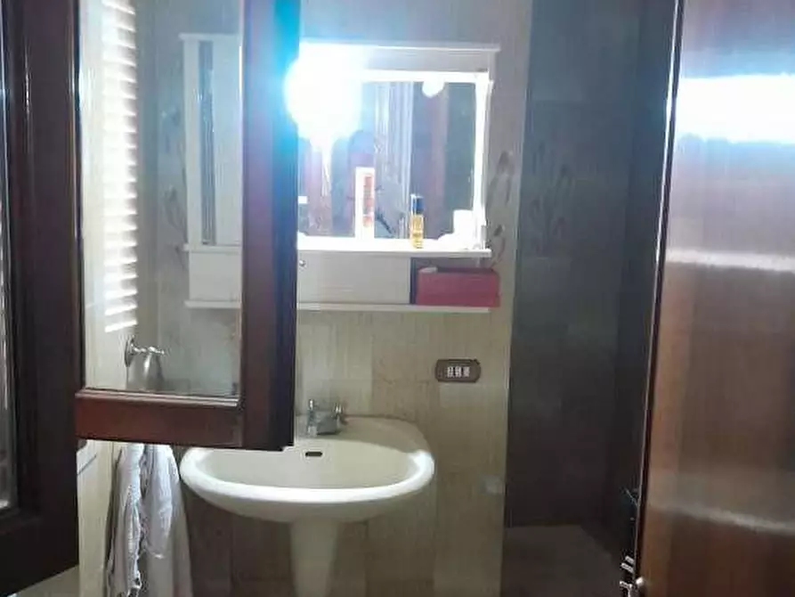 Immagine 11 di Villa in vendita  a Castelfranco Di Sotto