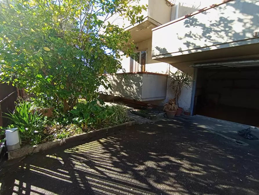 Immagine 37 di Appartamento in vendita  a Pisa