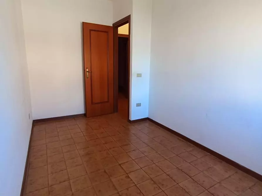 Immagine 22 di Appartamento in vendita  a Pisa