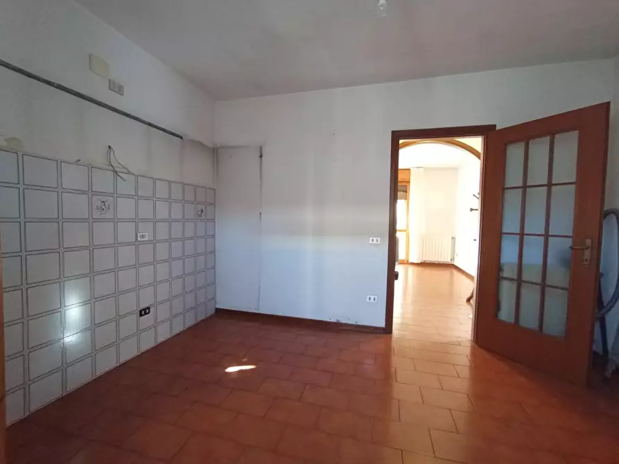 Immagine 26 di Appartamento in vendita  a Pisa