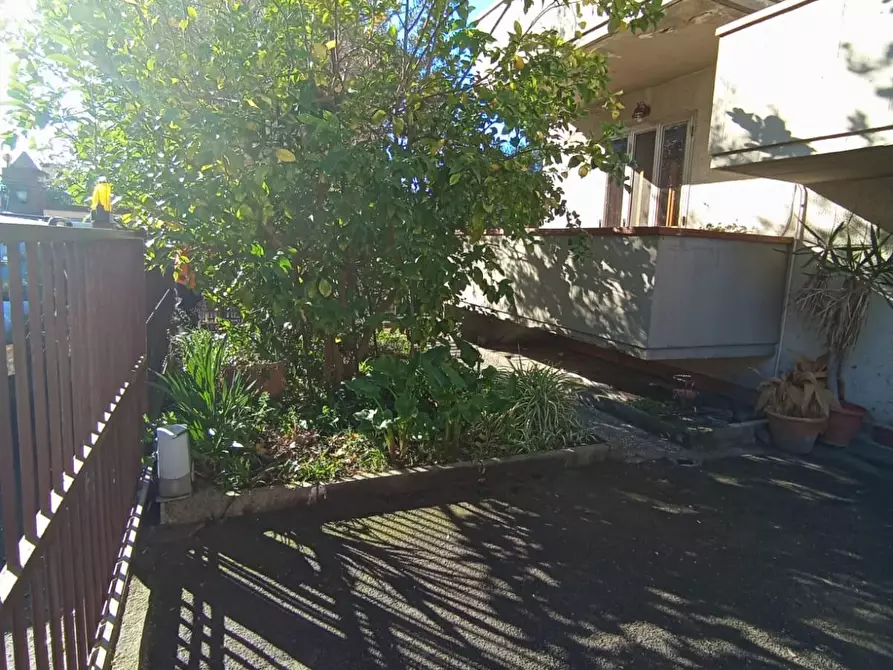 Immagine 38 di Appartamento in vendita  a Pisa