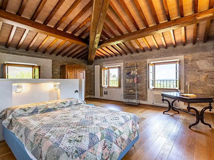 Immagine 61 di Rustico / casale in vendita  a Vicopisano