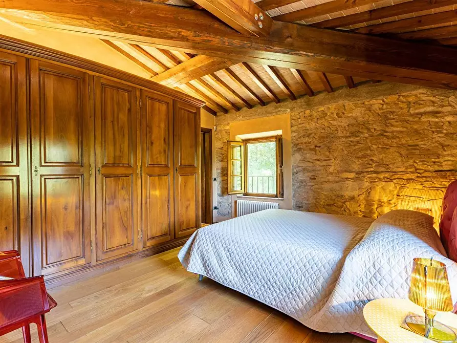 Immagine 70 di Rustico / casale in vendita  a Vicopisano