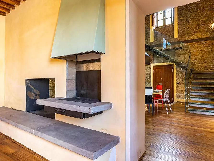 Immagine 45 di Rustico / casale in vendita  a Vicopisano