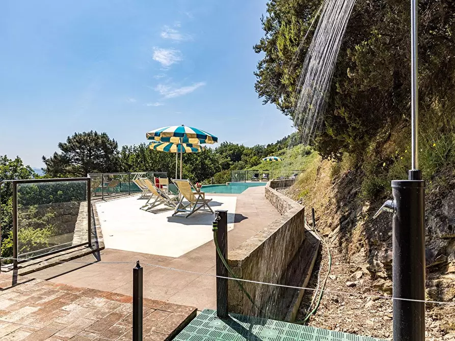 Immagine 11 di Rustico / casale in vendita  a Vicopisano