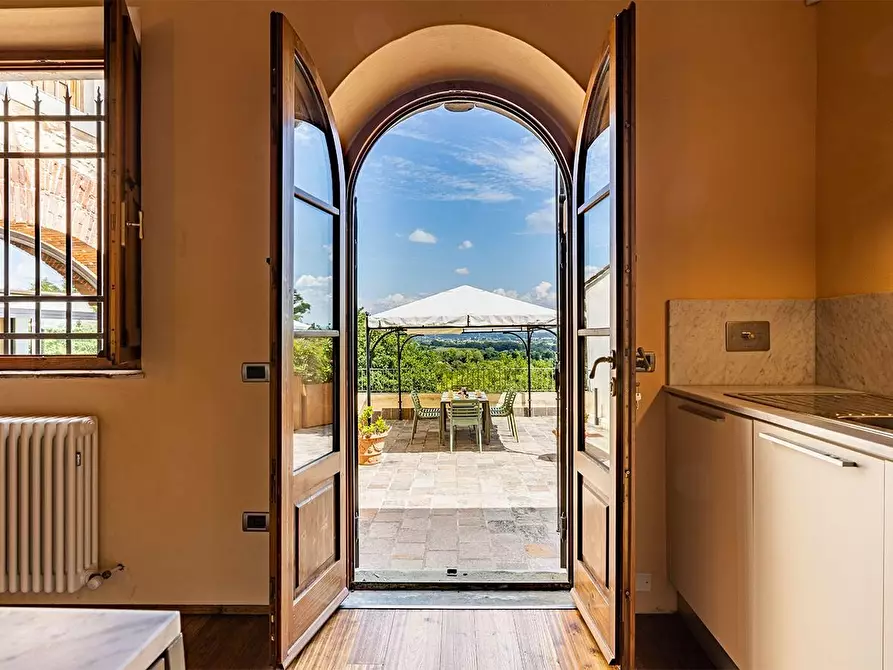 Immagine 44 di Rustico / casale in vendita  a Vicopisano