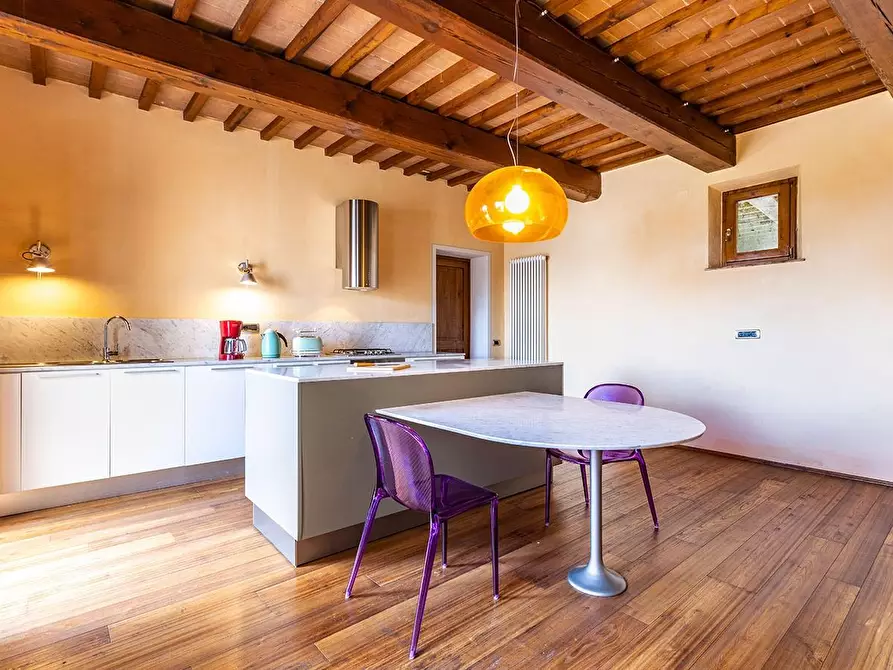 Immagine 40 di Rustico / casale in vendita  a Vicopisano