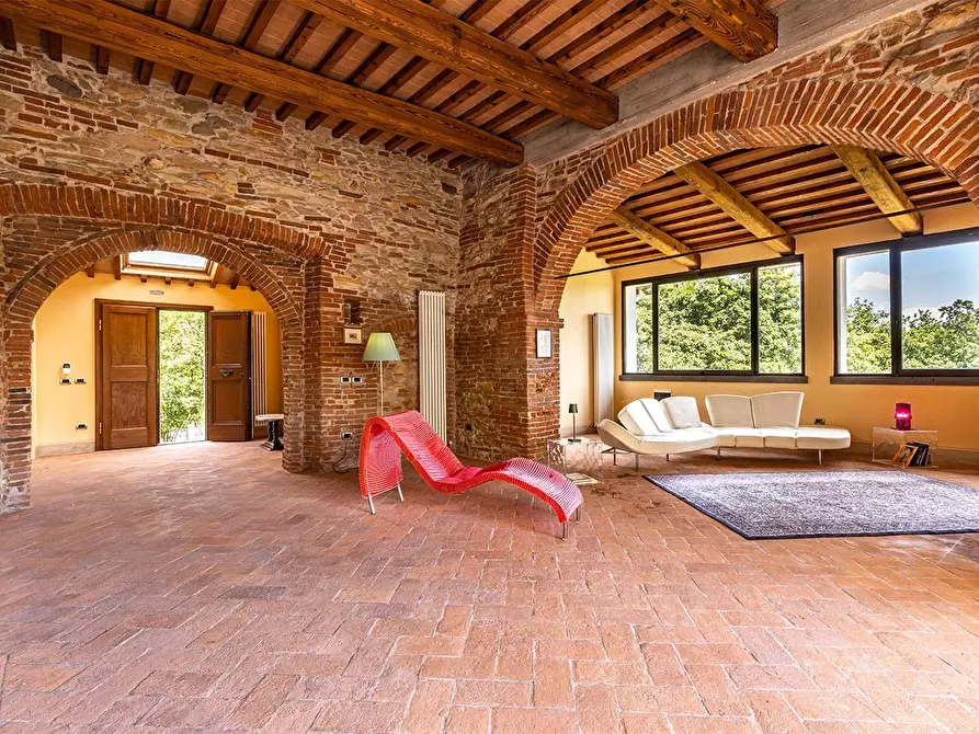 Immagine 33 di Rustico / casale in vendita  a Vicopisano