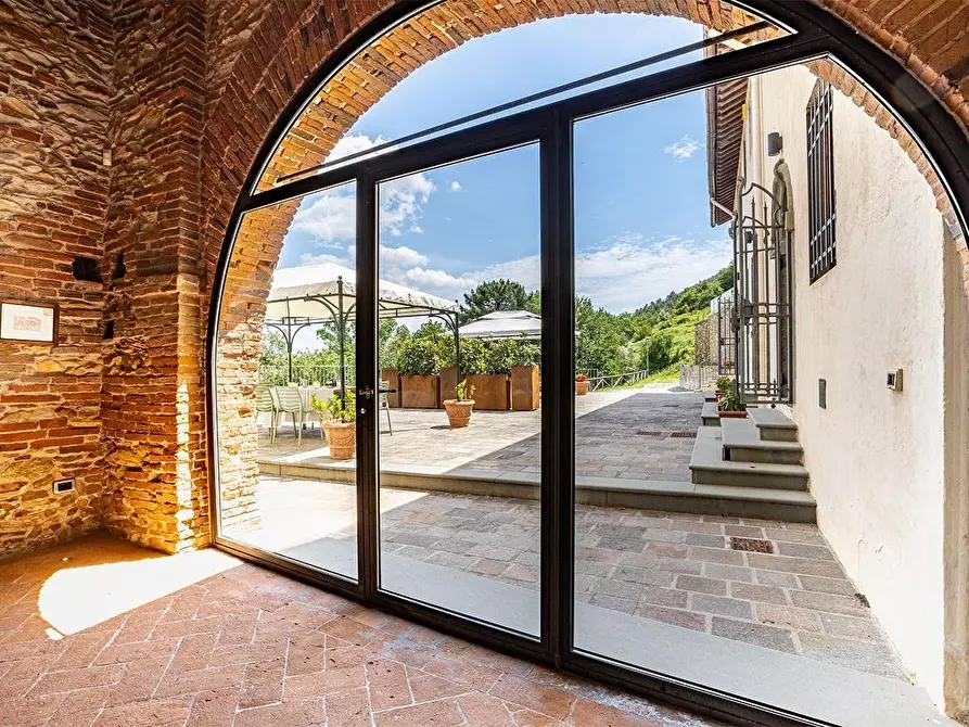 Immagine 34 di Rustico / casale in vendita  a Vicopisano