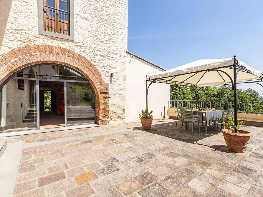 Immagine 37 di Rustico / casale in vendita  a Vicopisano