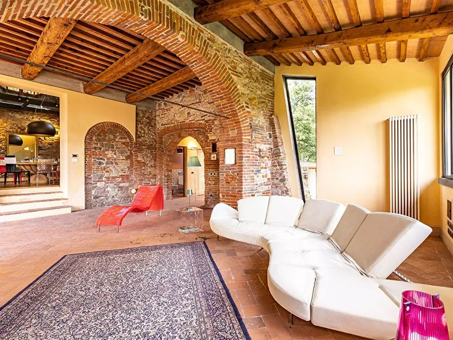 Immagine 32 di Rustico / casale in vendita  a Vicopisano