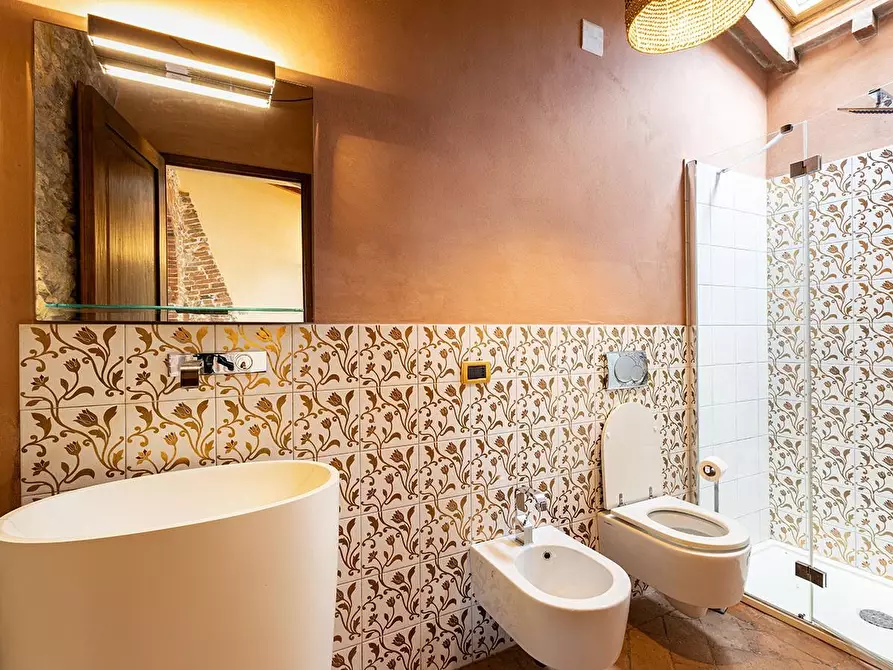 Immagine 28 di Rustico / casale in vendita  a Vicopisano