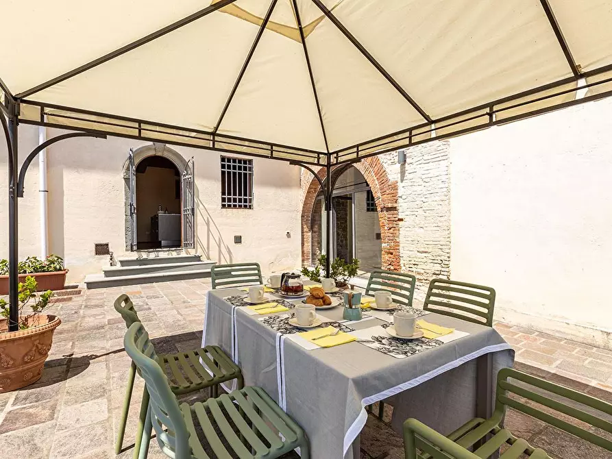 Immagine 36 di Rustico / casale in vendita  a Vicopisano