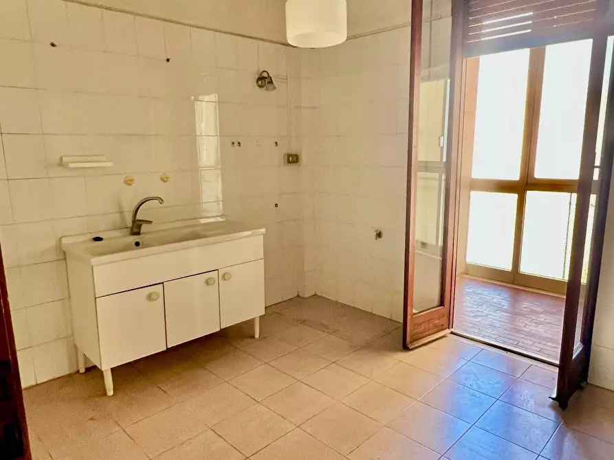 Immagine 5 di Appartamento in vendita  a Palermo