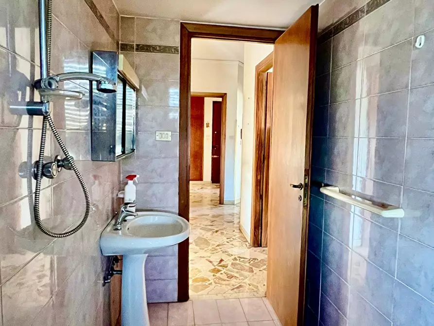 Immagine 9 di Appartamento in vendita  a Palermo