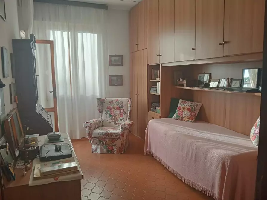 Immagine 9 di Appartamento in vendita  a Camaiore