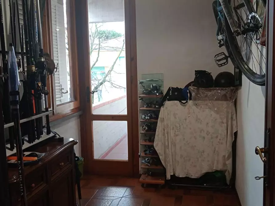 Immagine 8 di Appartamento in vendita  a Camaiore