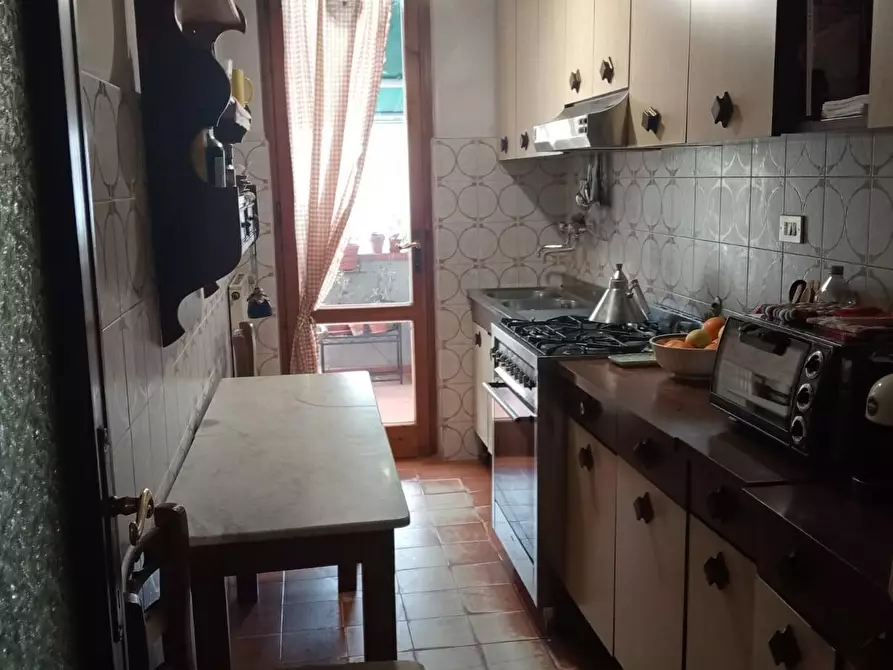 Immagine 3 di Appartamento in vendita  a Camaiore