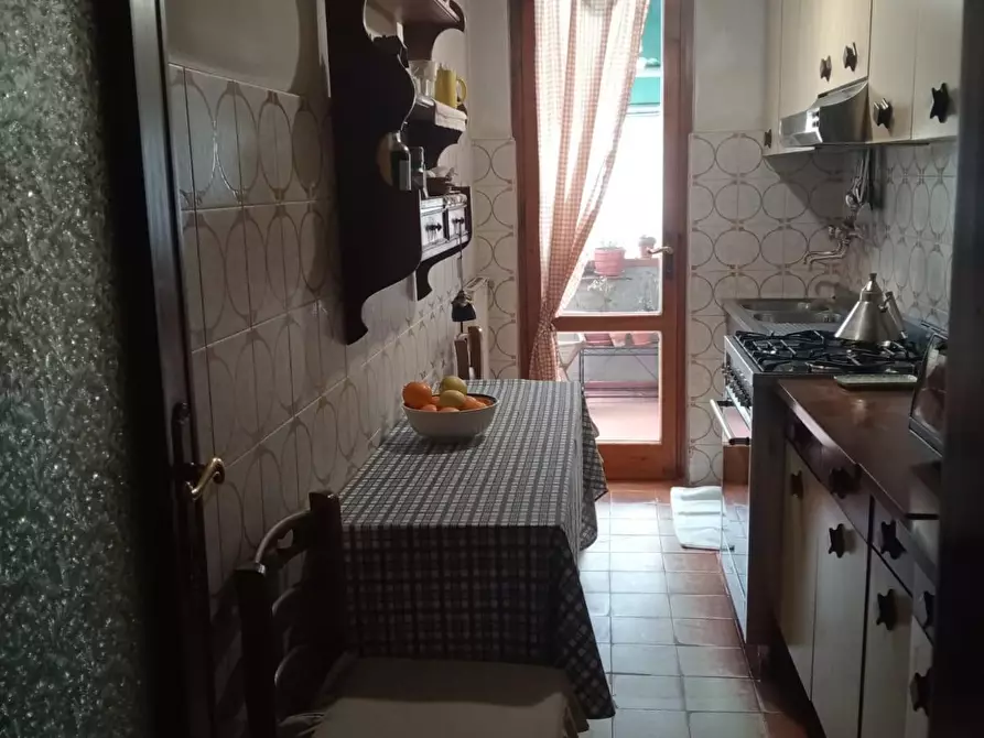 Immagine 5 di Appartamento in vendita  a Camaiore