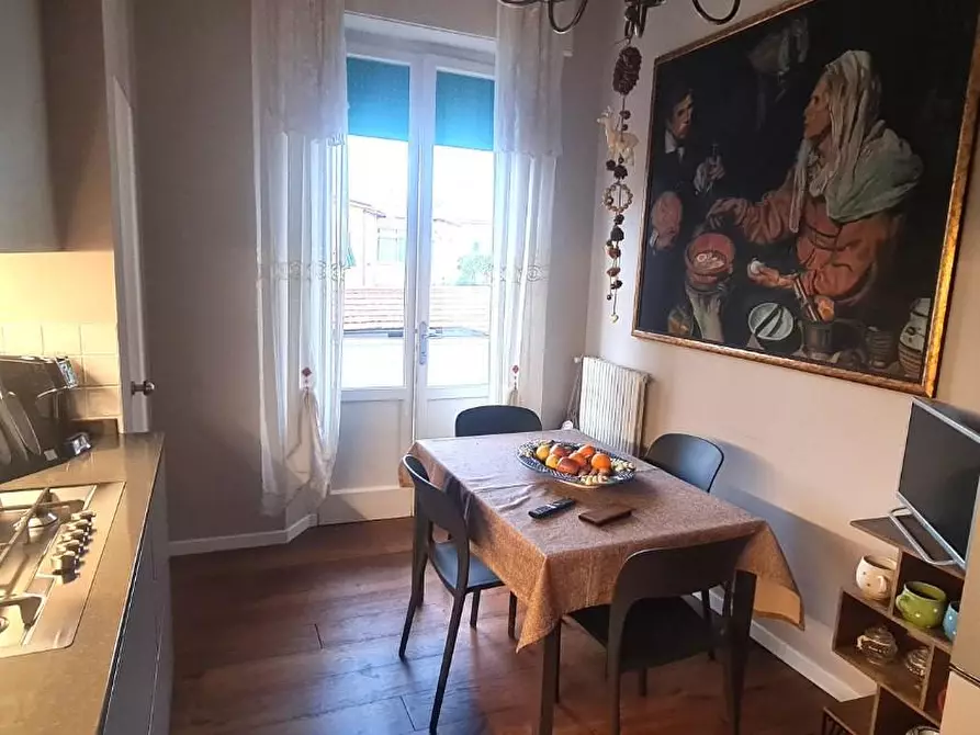 Immagine 4 di Appartamento in vendita  a Livorno