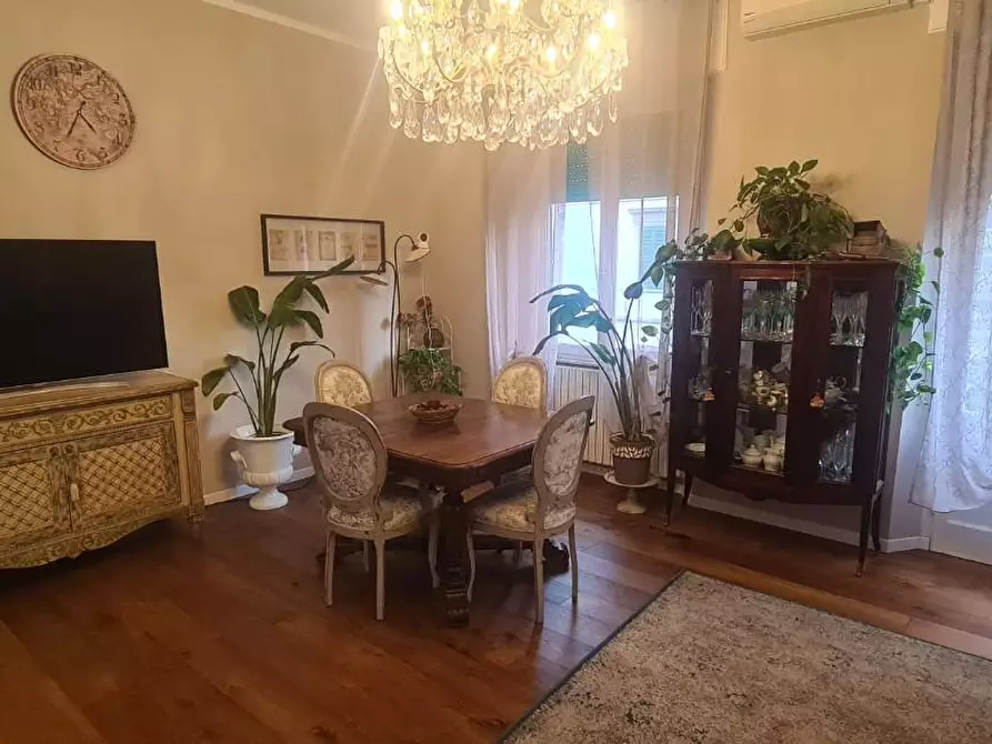 Immagine 3 di Appartamento in vendita  a Livorno