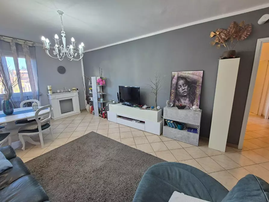 Immagine 20 di Appartamento in vendita  a Carrara