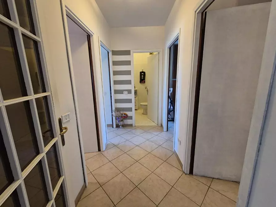 Immagine 8 di Appartamento in vendita  a Carrara