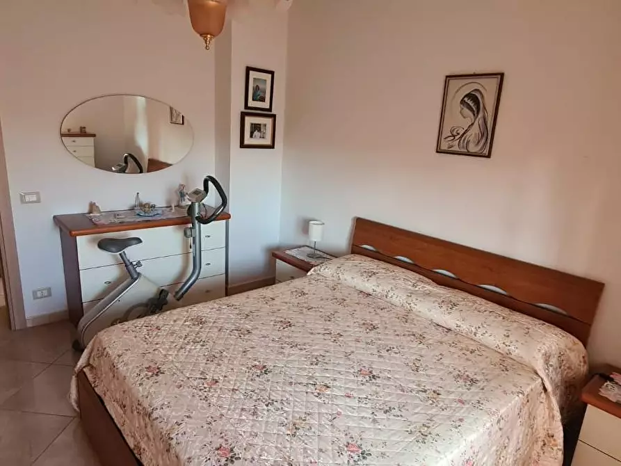 Immagine 11 di Appartamento in vendita  a Livorno