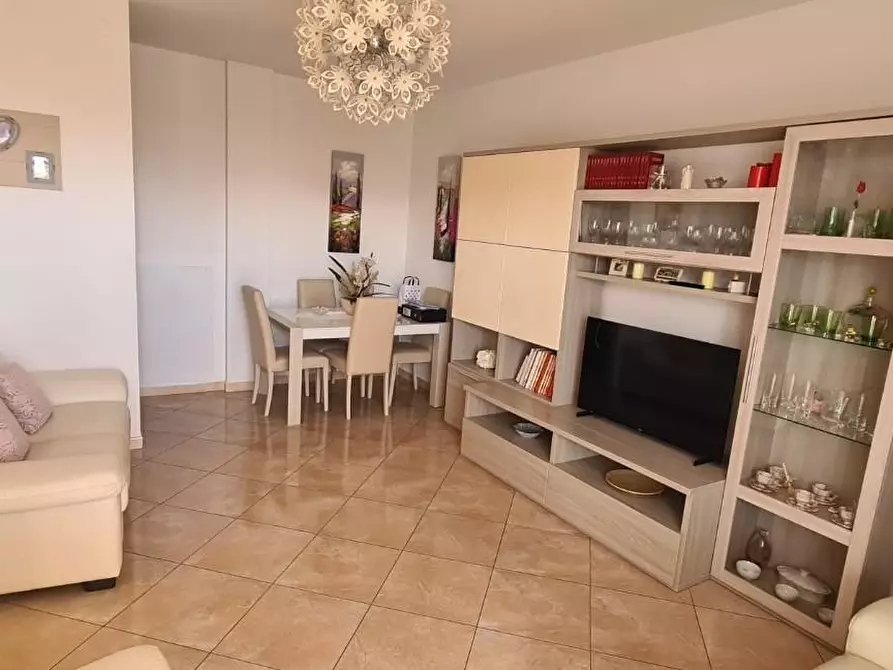 Immagine 4 di Appartamento in vendita  a Livorno