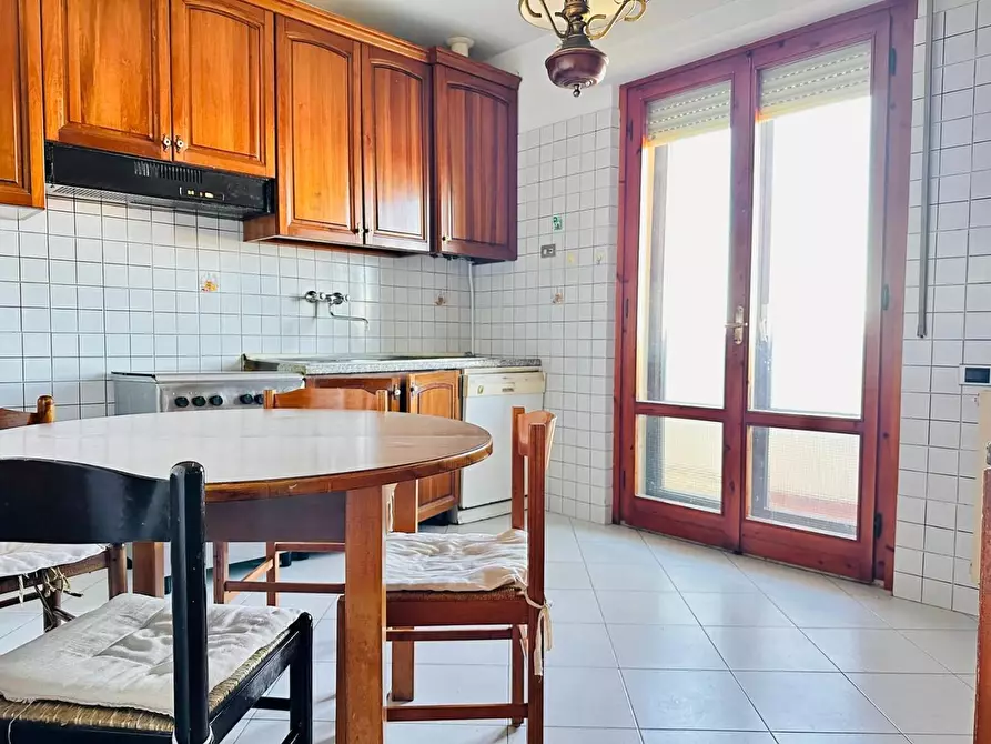 Immagine 2 di Appartamento in vendita  a Siena