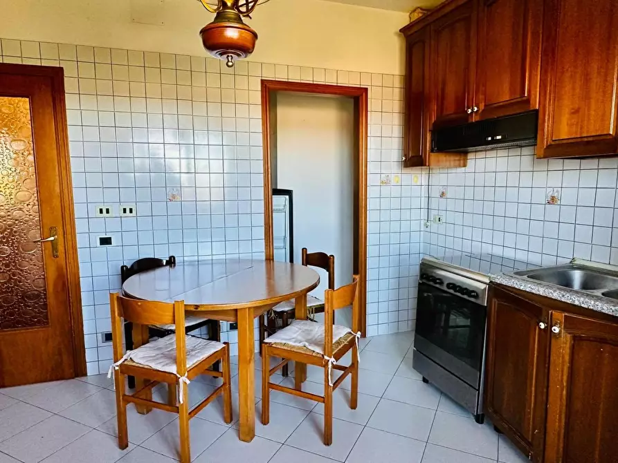 Immagine 8 di Appartamento in vendita  a Siena