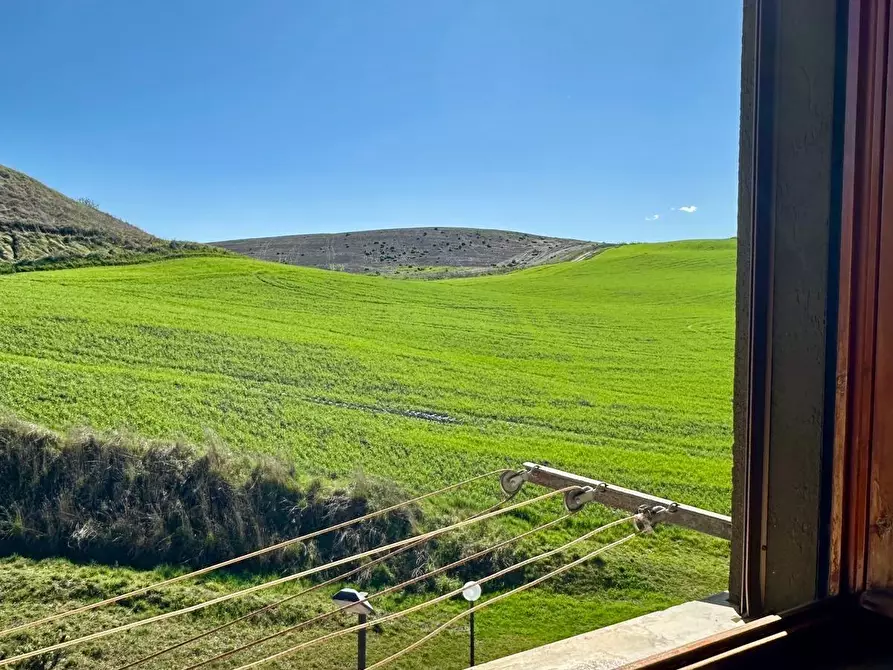 Immagine 17 di Appartamento in vendita  a Siena