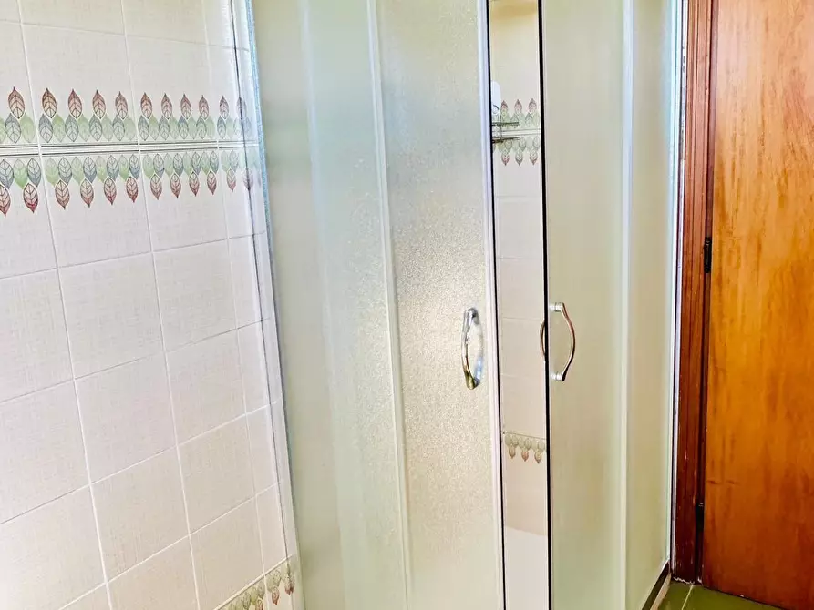 Immagine 13 di Appartamento in vendita  a Siena