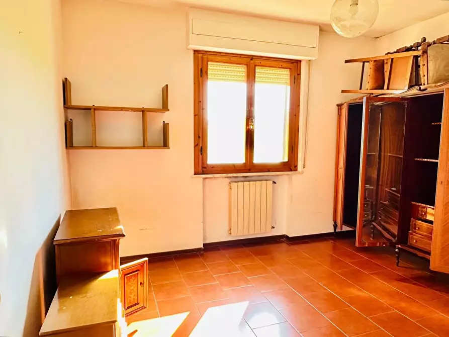 Immagine 16 di Appartamento in vendita  a Siena