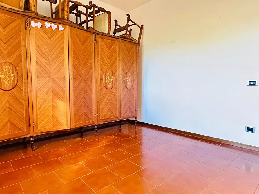 Immagine 23 di Appartamento in vendita  a Siena