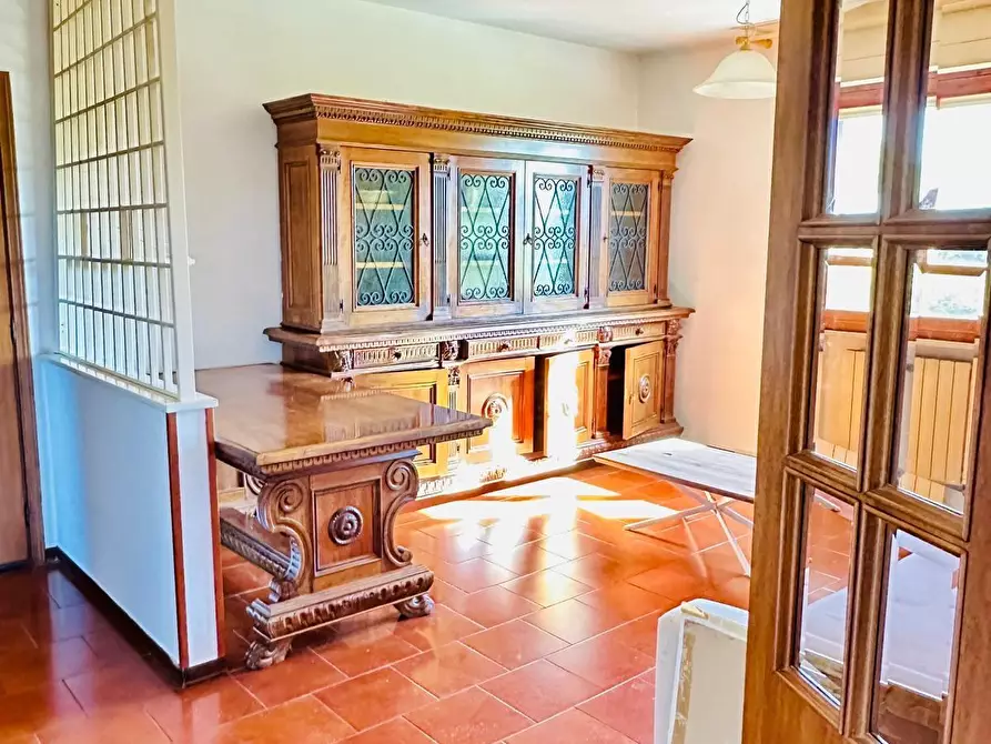 Immagine 15 di Appartamento in vendita  a Siena