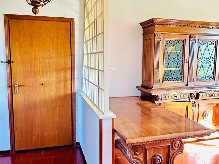 Immagine 5 di Appartamento in vendita  a Siena