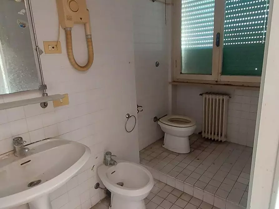 Immagine 13 di Appartamento in vendita  a Pontedera