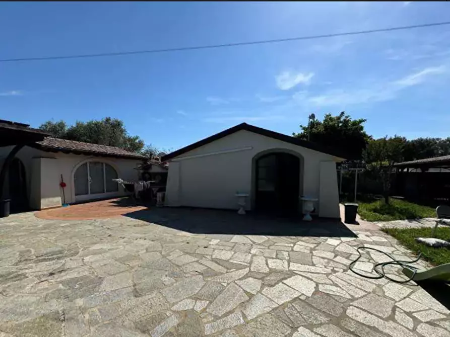 Immagine 22 di Casa bifamiliare in vendita  a Rosignano Marittimo