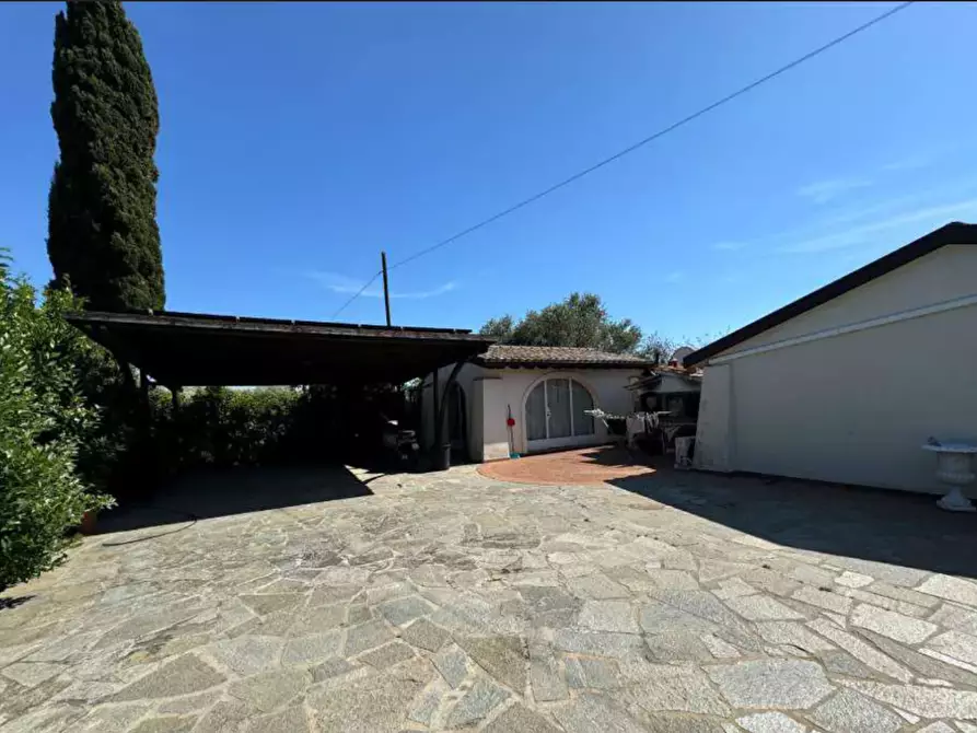 Immagine 20 di Casa bifamiliare in vendita  a Rosignano Marittimo