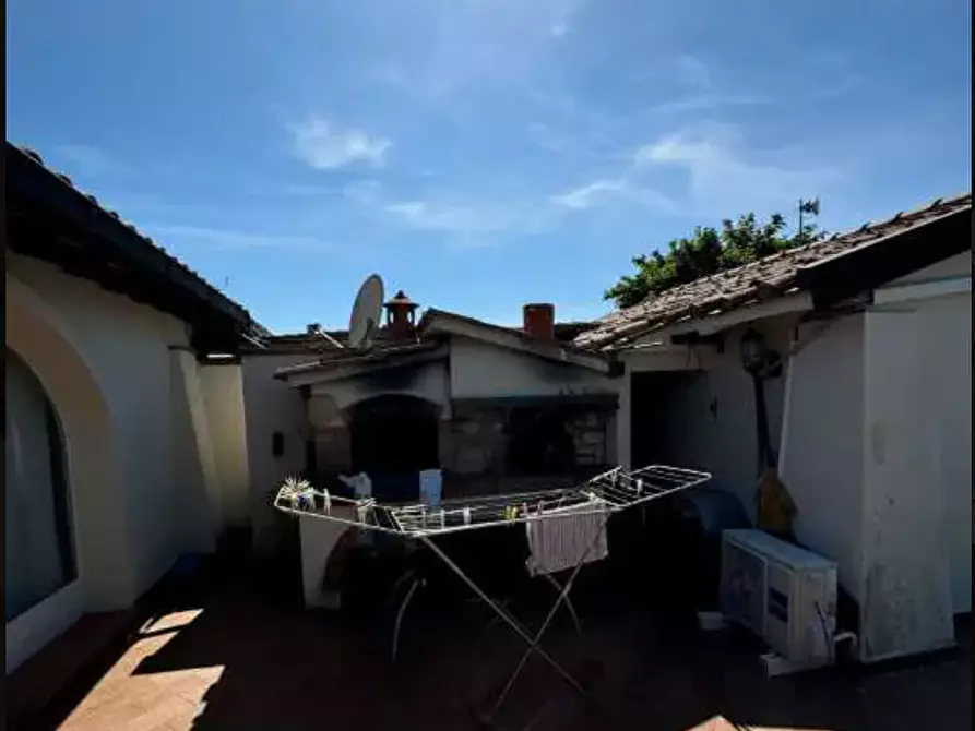 Immagine 21 di Casa bifamiliare in vendita  a Rosignano Marittimo