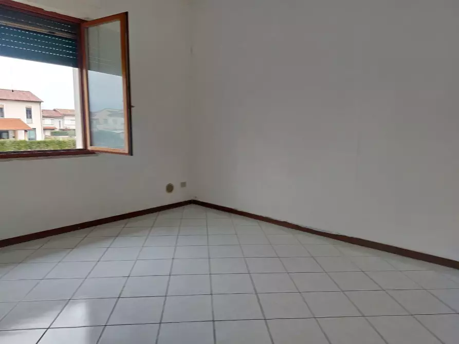 Immagine 4 di Appartamento in vendita  a Santa Croce Sull'arno