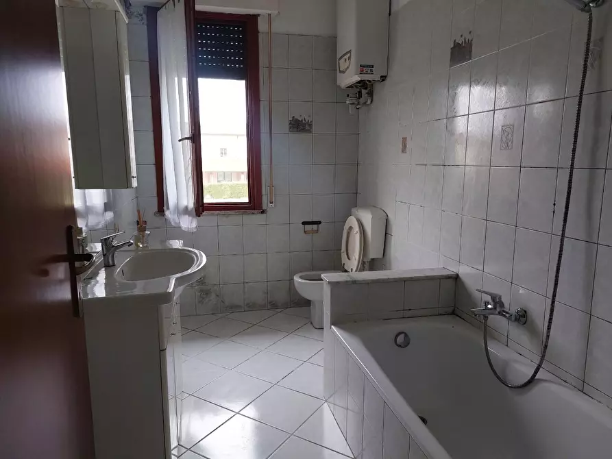 Immagine 10 di Appartamento in vendita  a Santa Croce Sull'arno