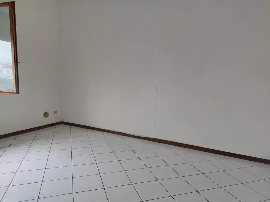 Immagine 5 di Appartamento in vendita  a Santa Croce Sull'arno